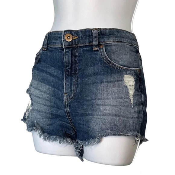 H&M Women's Size 8 Denim Dark Wash Distressed Frayed Jeans Shorts - Picture 6 of 6